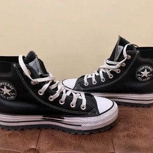 Leather Converse size 7,5 women